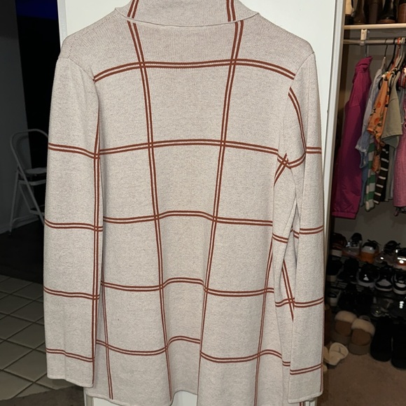 Windowpane Relaxed Sweater Blazer! - Picture 4 of 6